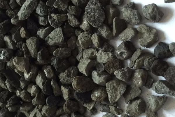 海綿鐵是什么？與生鐵有又怎樣的區(qū)別
